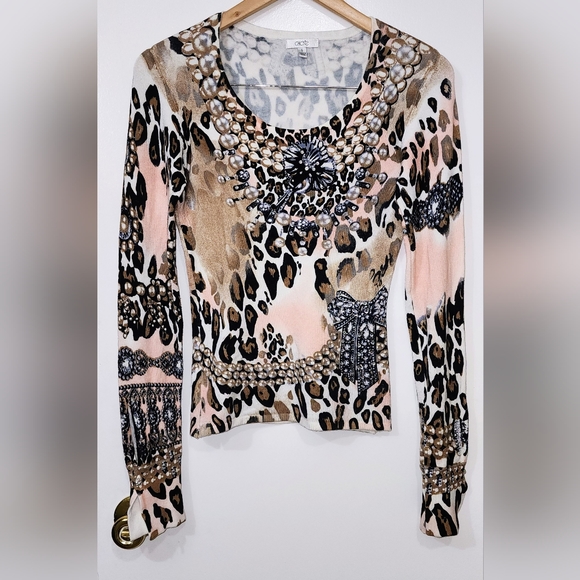 CACHE sizeS Leopard Print Pearl's Jewels & Bows Print Embellished w/ Rinestones - Picture 14 of 16